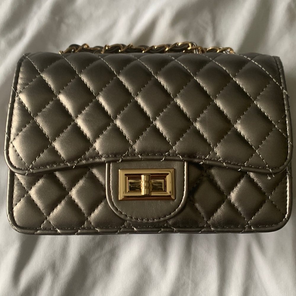 Silver waffle style purse.